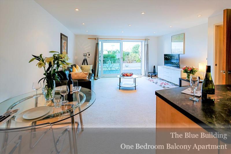 Gunwharf Quays Apartamento *